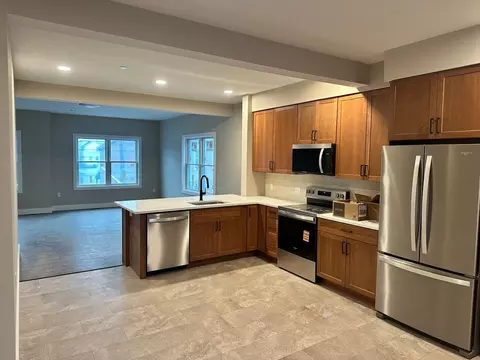 13 Philadelphia Ave, Waynesboro, PA 17268