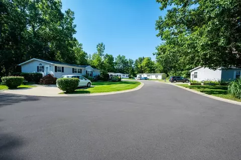 9395 River Dr, Linden, MI 48451 photo 52