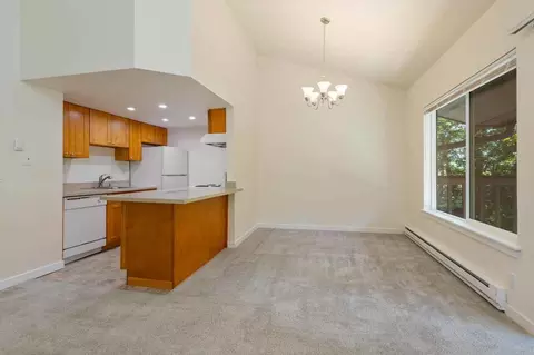 1830 108th Ave SE, Bellevue, WA 98004