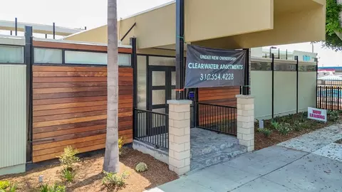 13940 Paramount Blvd, Paramount, CA 90723