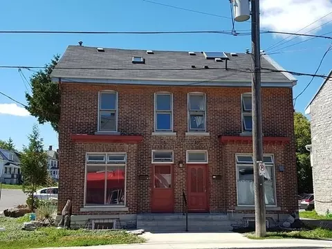 214 Montreal St, Kingston, RI 02881