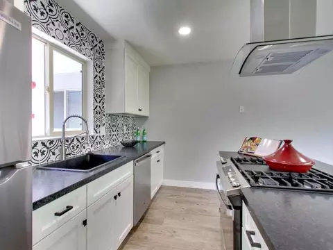 3720 Fruitvale Ave, Oakland, CA 94602 photo 5