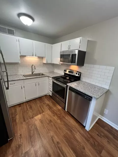 1249 Hampshire Pike, Columbia, TN 38401