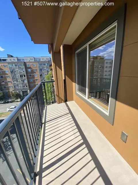 1521 NW 54th St, Seattle, WA 98107