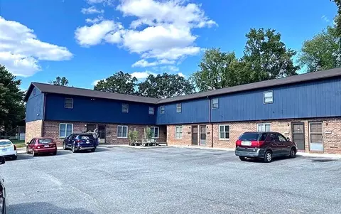 115 College St, Thomasville, NC 27360