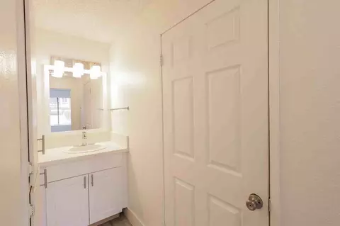 4730 Marconi Ave, Carmichael, CA 95608 photo 8