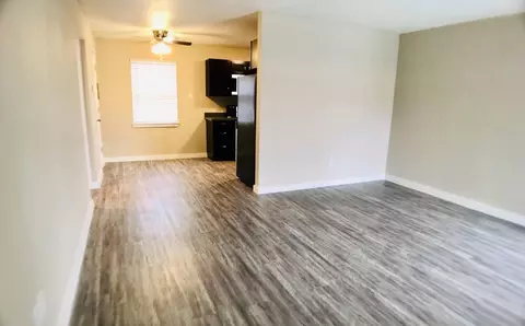 1207 Crown Point Ave, Norman, OK 73072