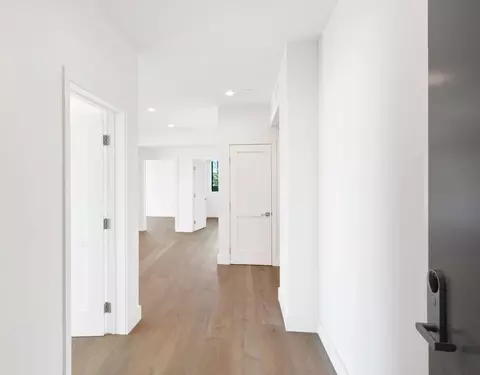 1001 N Fairfax Ave, West Hollywood, CA 90046