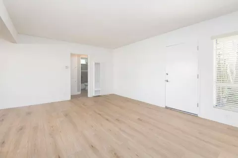 3911 Wade St, Los Angeles, CA 90066