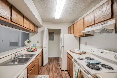 201 Plantation Club Dr, Melbourne, FL 32940 photo 27