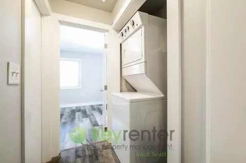 931 N 104th St, Seattle, WA 98133 photo 30