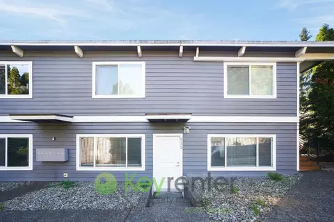 931 N 104th St, Seattle, WA 98133 photo 3