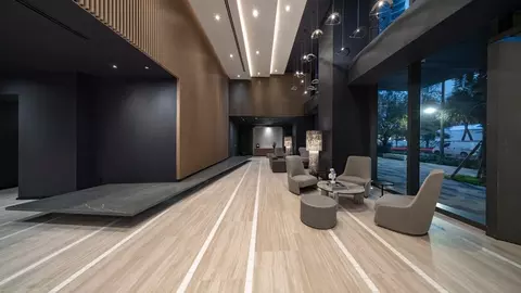 710 NE 1st Ave, Miami, FL 33132 photo 19
