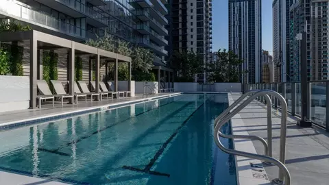 710 NE 1st Ave, Miami, FL 33132 photo 34