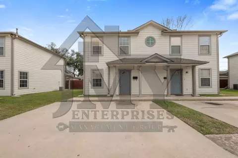 815 Cravens St, Houston, TX 77076