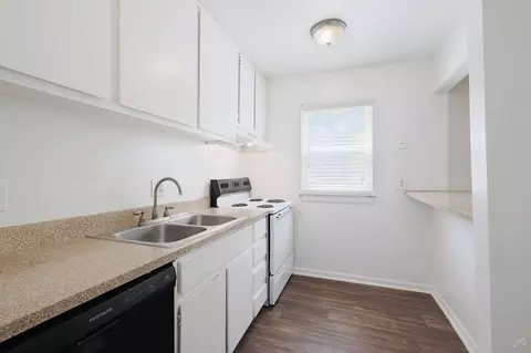 2213 Briarcliff Rd NE, Atlanta, GA 30329