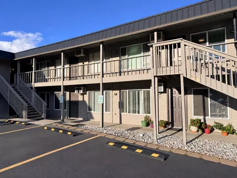 408 5th St, Wenatchee, WA 98801
