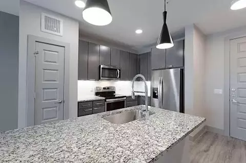 6107 E Riverside Dr, Austin, TX 78741 photo 79