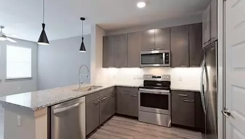 6107 E Riverside Dr, Austin, TX 78741 photo 5