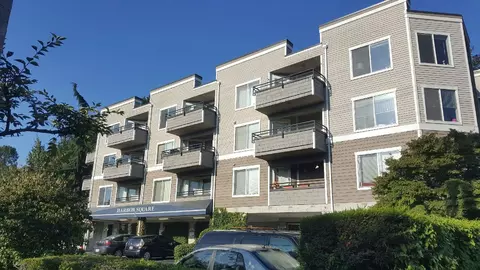 2425 Harbor Ave SW, Seattle, WA 98126