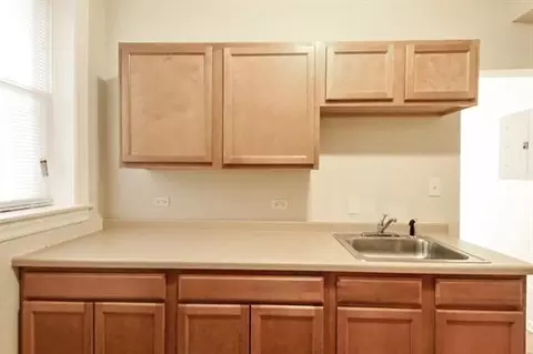 6236 S Artesian Ave, Chicago, IL 60629 photo 6