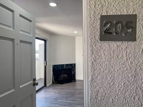 5104 Sepulveda Blvd, Los Angeles, CA 91403