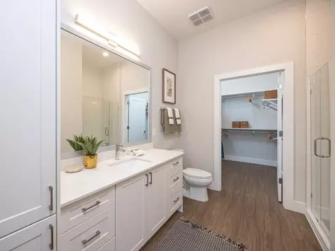 11255 Carmel Commons Blvd, Charlotte, NC 28226 photo 9