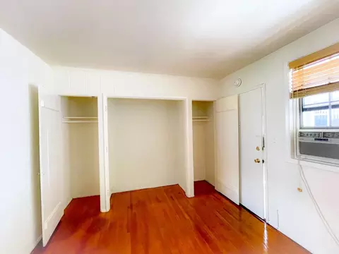10422 Eastborne Ave, Los Angeles, CA 90024