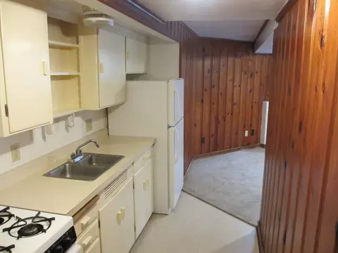 512 W 3rd St, Chico, CA 95928 photo 5