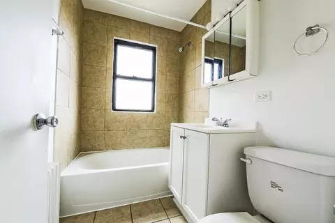 8255 S Maryland Ave, Chicago, IL 60619 photo 7
