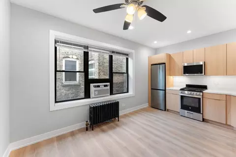 1546 W Jonquil Ter, Chicago, IL 60626