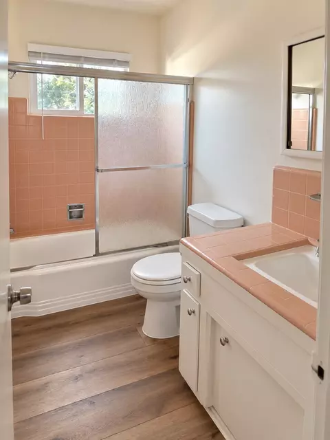 206 N Normandie Ave, Los Angeles, CA 90004