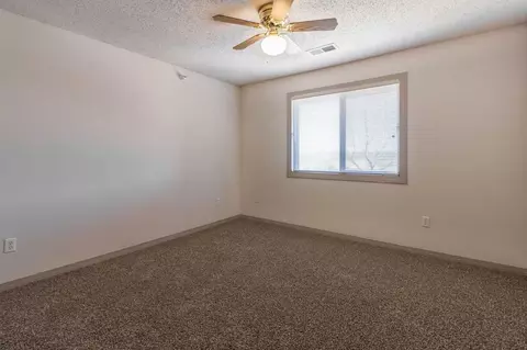 15600 Galaxie Ave, Apple Valley, MN 55124