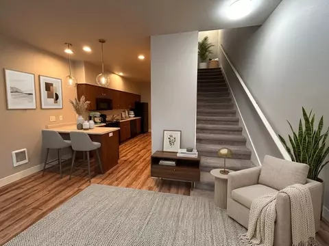 30625 SW Willamette Way E, Wilsonville, OR 97070