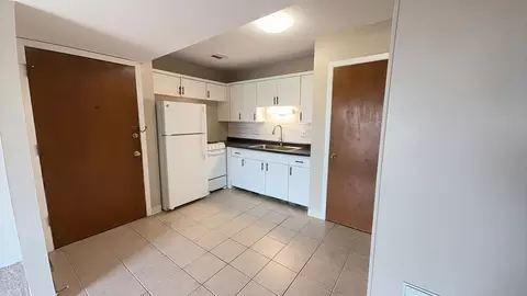 2333 Ridge Ct, Lawrence, KS 66046