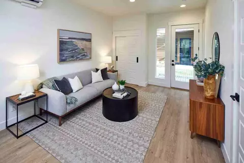 140 172 Ne Sacramento St, Portland, OR 97212