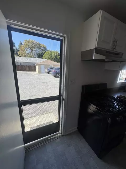205 N Bayview Ave, Sunnyvale, CA 94086 photo 5