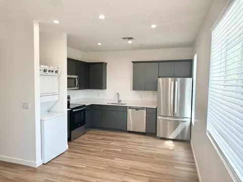 2950 N 29th Pl, Phoenix, AZ 85016