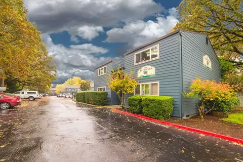 18000 SW Shaw St, Aloha, OR 97078