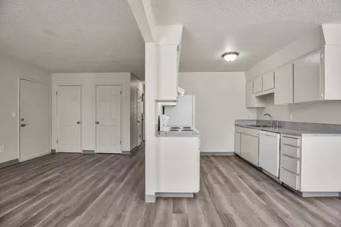 18000 SW Shaw St, Aloha, OR 97078