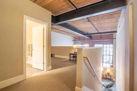 12 Eagle St, Providence, RI 02908