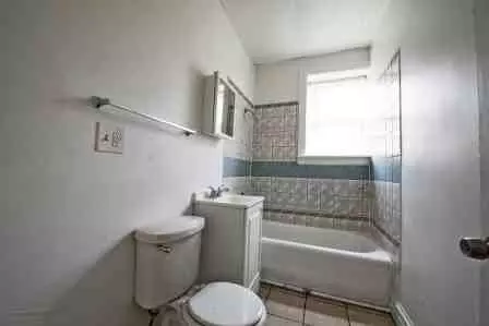 6933 S Indiana Ave, Chicago, IL 60637 photo 8