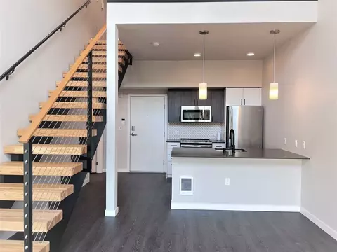 1600 Dexter Ave N, Seattle, WA 98109