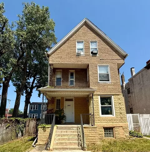2531 N Tripp Ave, Chicago, IL 60639