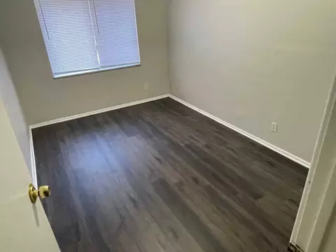 3255 Delor St, Saint Louis, MO 63111