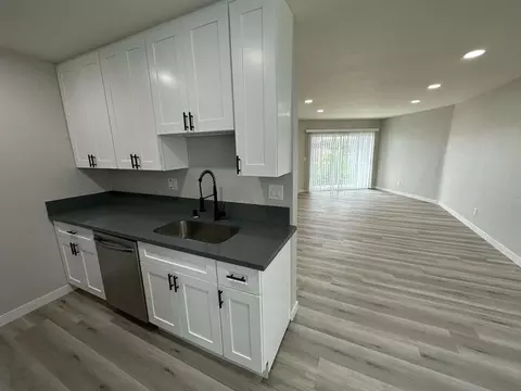 2120 Mission Ave, San Diego, CA 92116