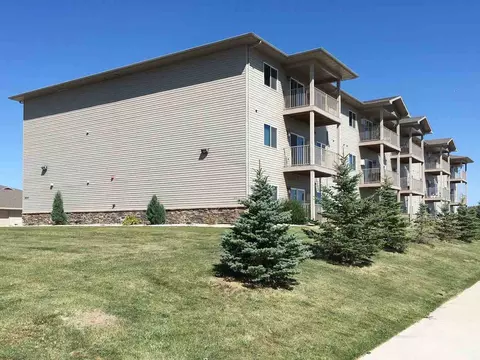 2200 33rd St NW, Minot, ND 58703 photo 30