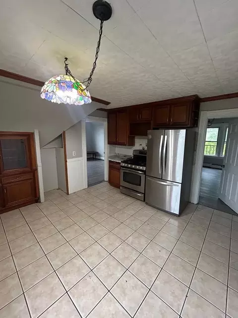 112 Jubilee St, New Britain, CT 06051