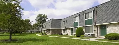 25 Windsor Cir # B, Newark, DE 19702 photo 2