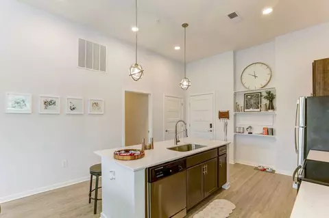 11110 Lantern Rd, Fishers, IN 46038 photo 30